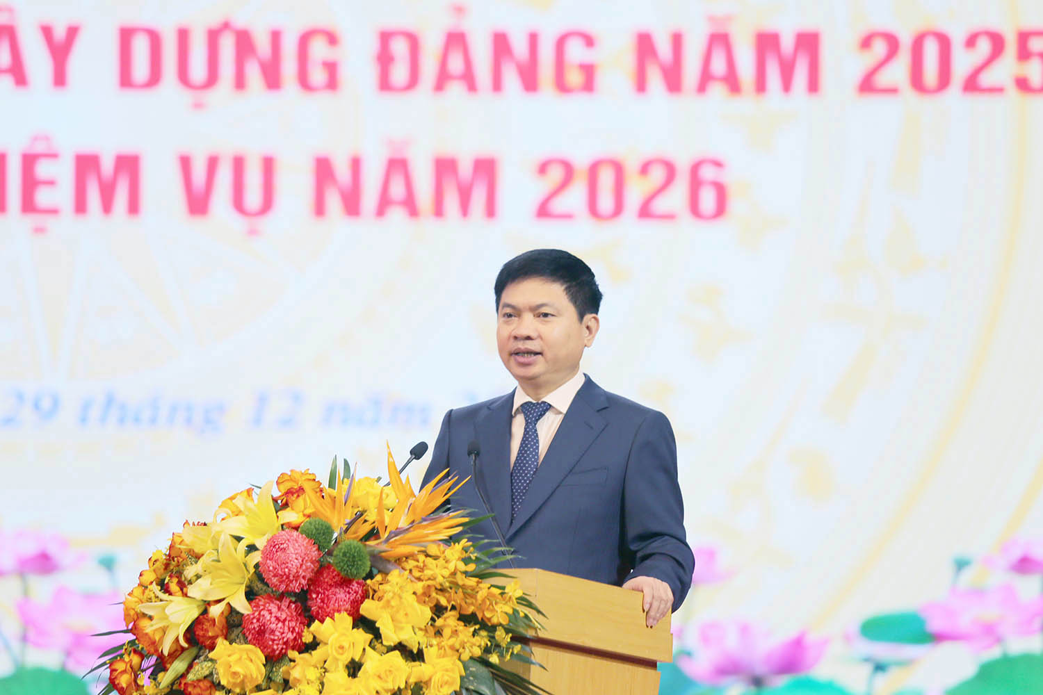 Quyết tâm thực hiện hiệu quả các nhiệm vụ, giải pháp công tác xây dựng Đảng năm 2026 và cả nhiệm kỳ 2025 - 2030